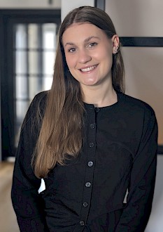 Isabelle Boisclair (elle/she)